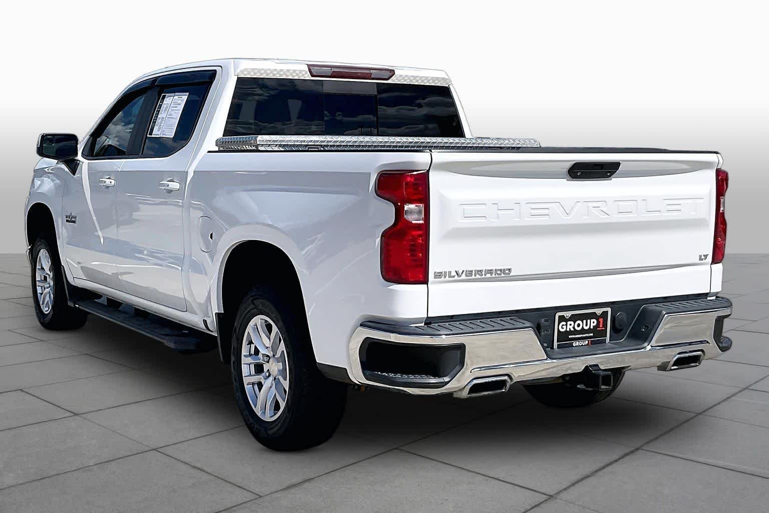 Used 2019 Summit White Chevrolet LT image 12