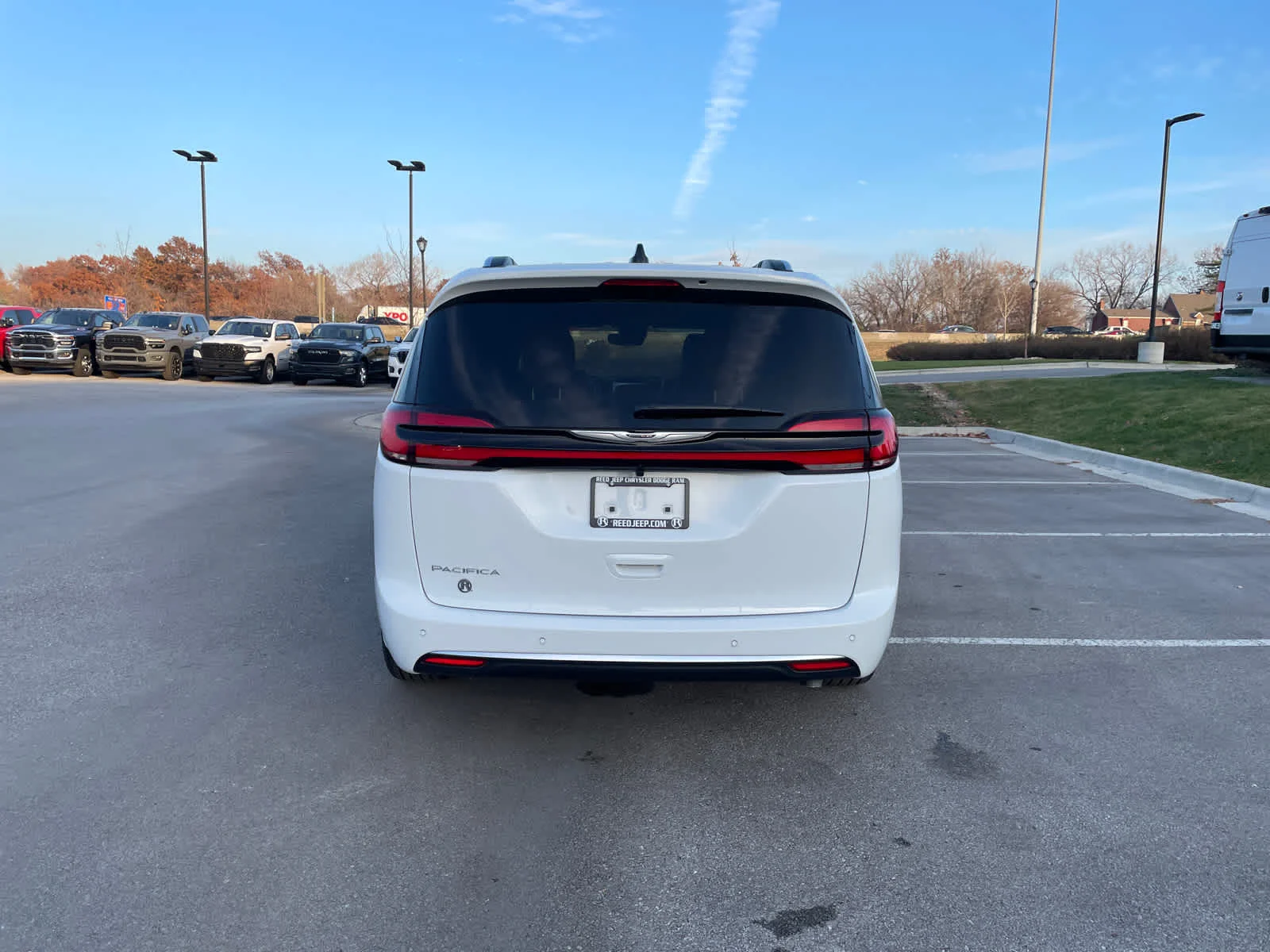New 2026 Bright White Clearcoat Chrysler Pinnacle image 8