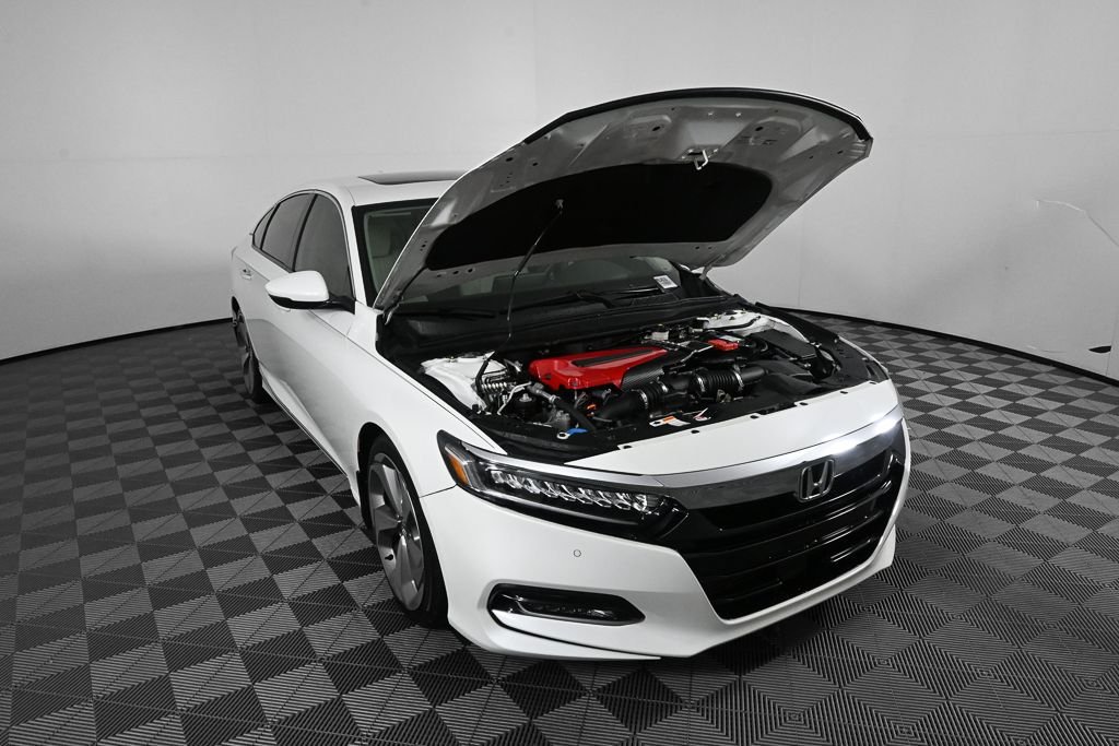 Used 2018  Honda Touring image 31