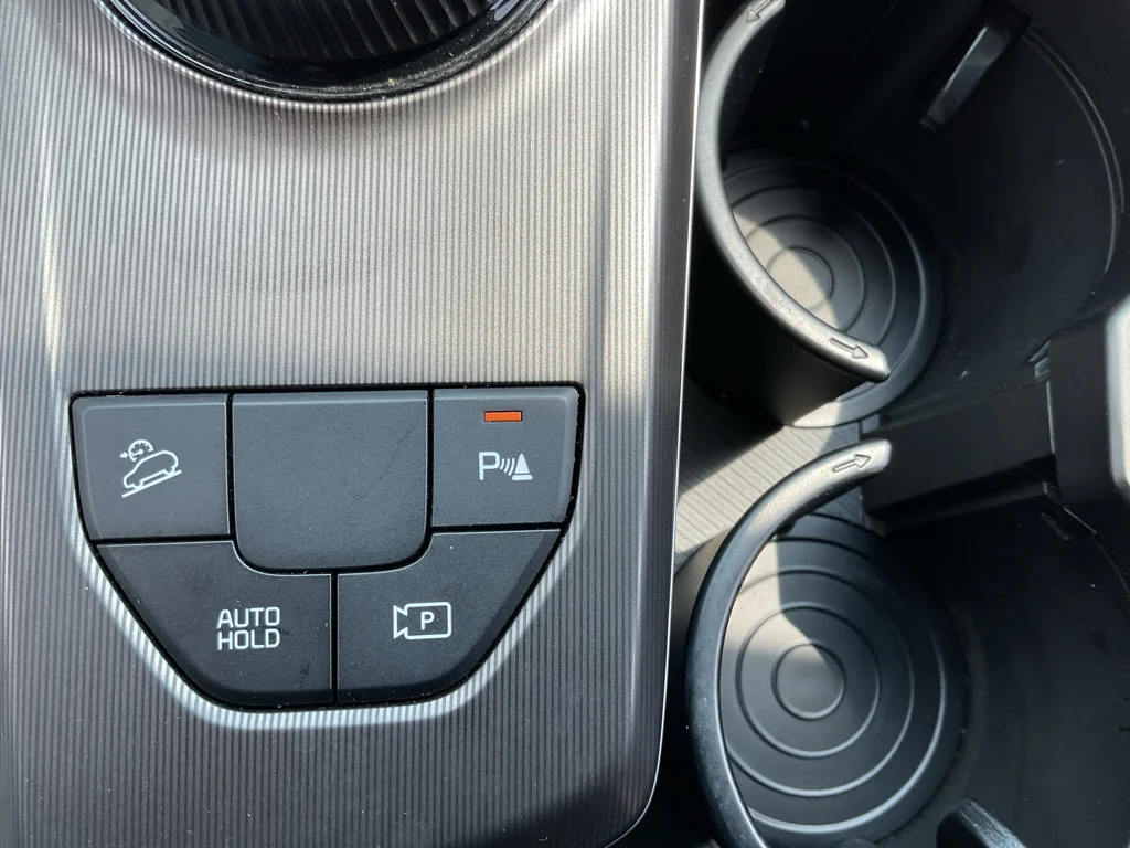 Used 2026 Wolf Gray Kia EX image 31