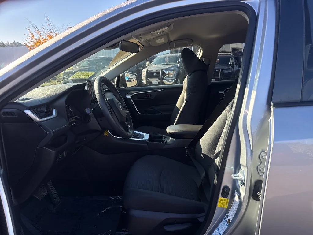 Certified Used 2019 Silver Toyota LE image 5