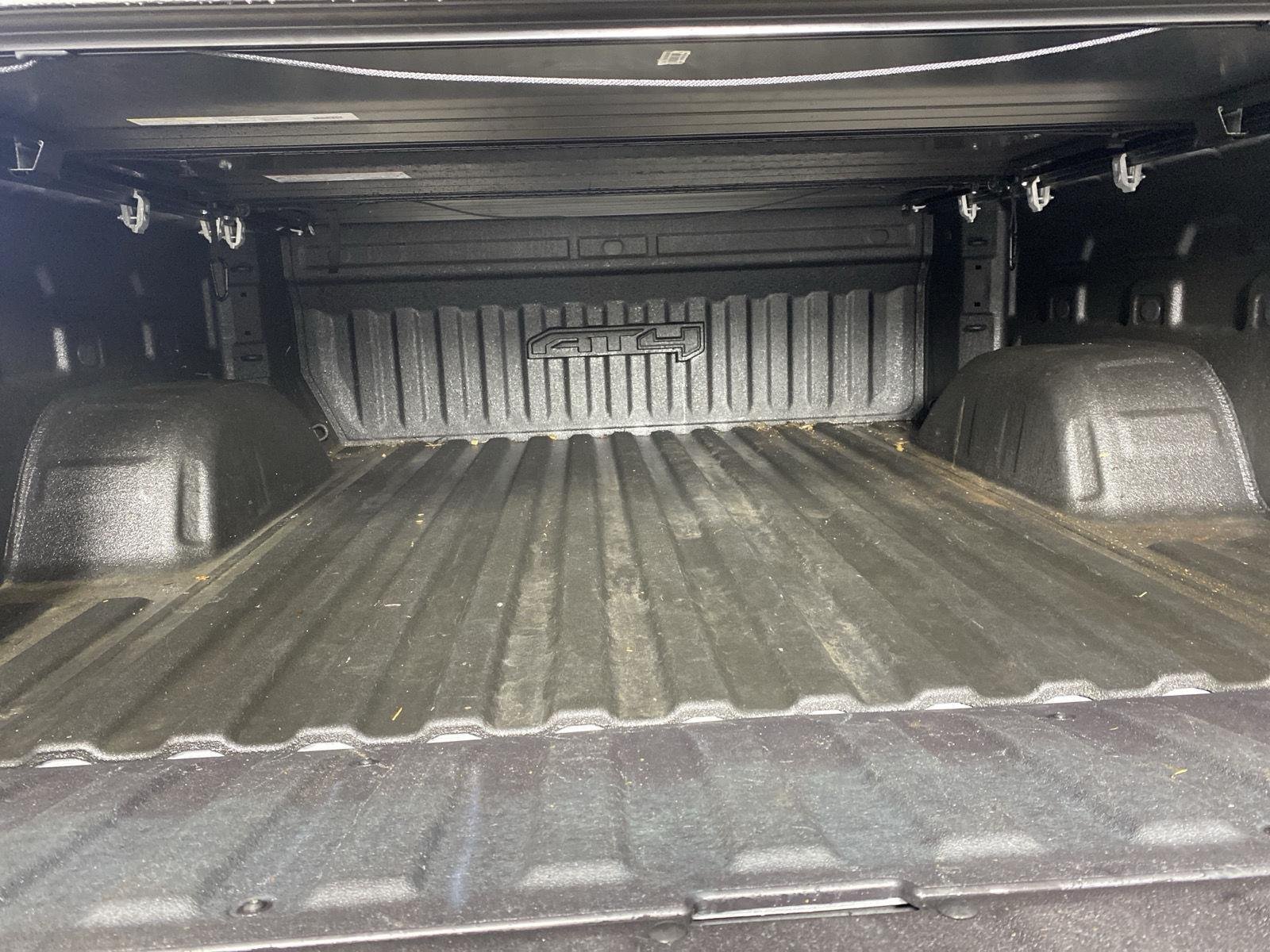 Used 2024 Sterling Metallic GMC AT4 image 37