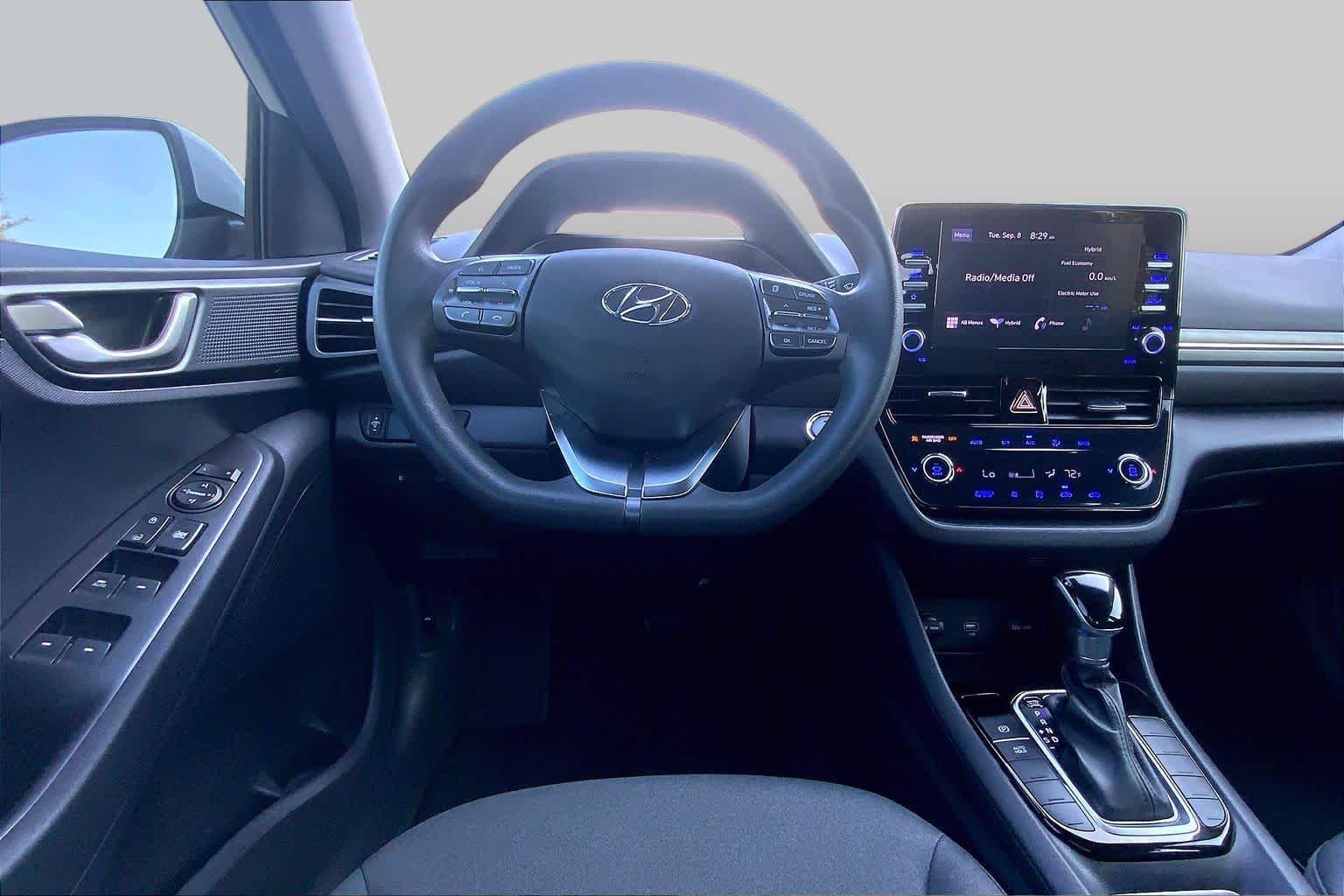 Used 2021 Ceramic White Hyundai Blue image 6