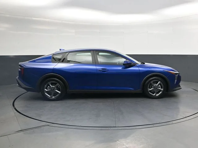 Used 2025 Blue Kia LXS image 3