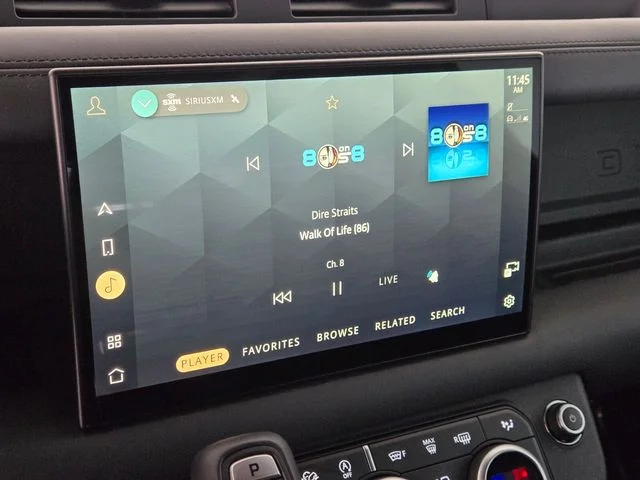 Used 2024 Gray Land Rover V8 image 21