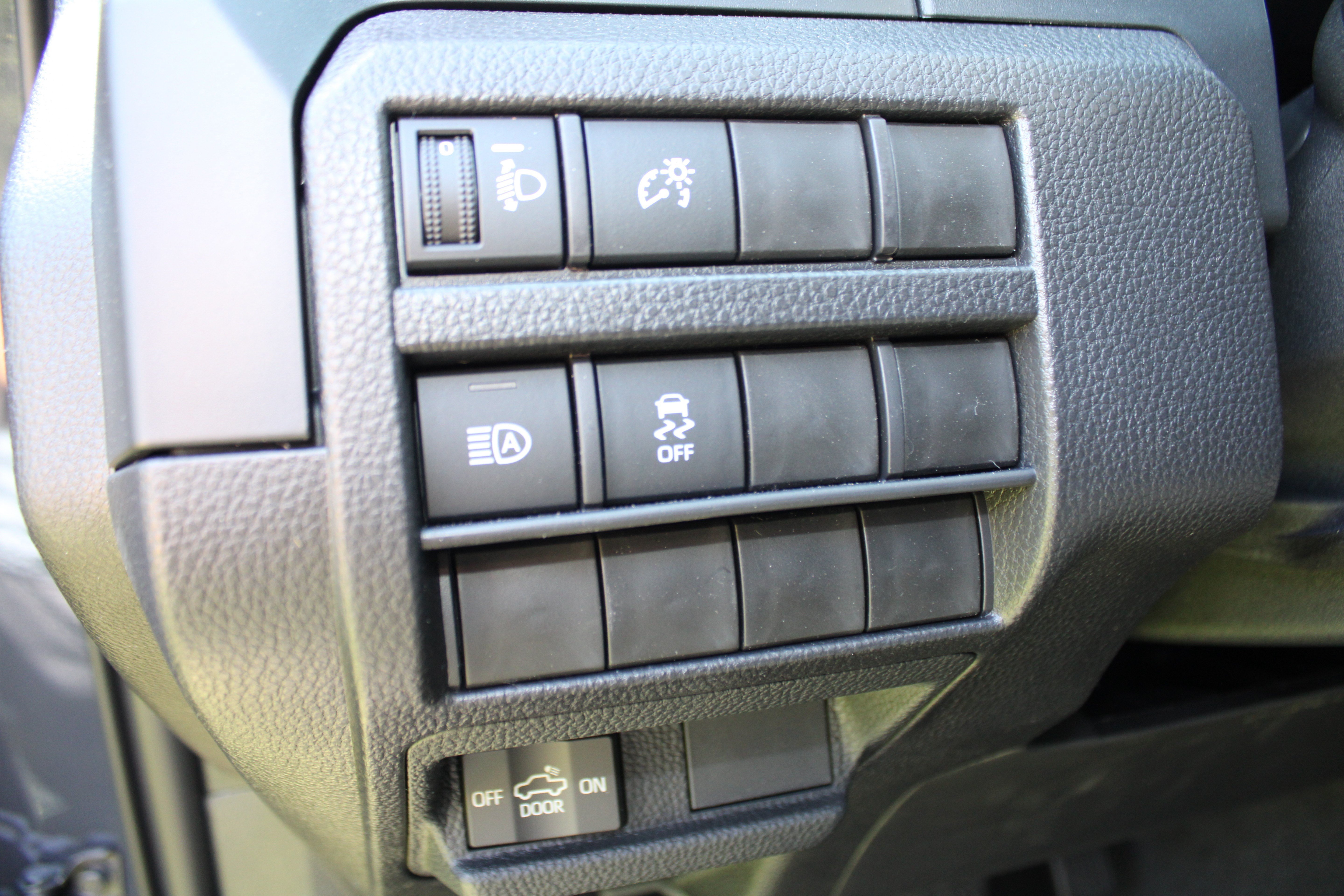 2026 Toyota Tacoma SR - Photo 16