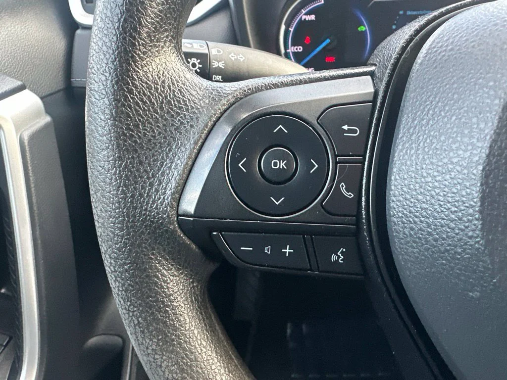 Used 2023 Silver Sky Metallic Toyota LE image 19