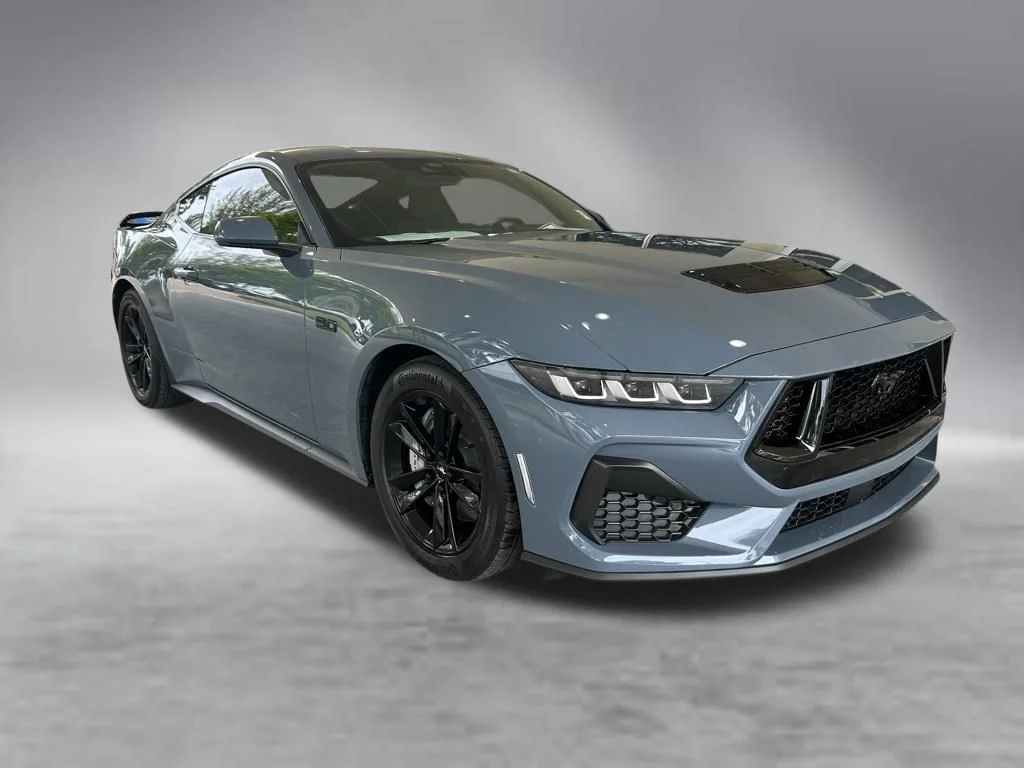 2025 Ford Mustang GT Fastback's photo