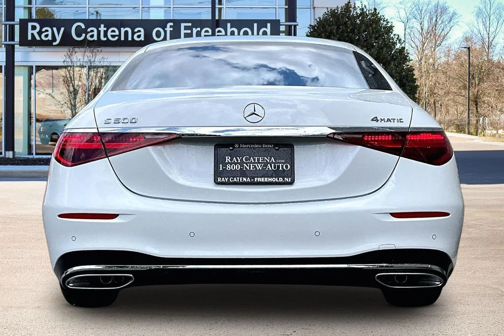 New 2026 White Mercedes-Benz S 500 image 4