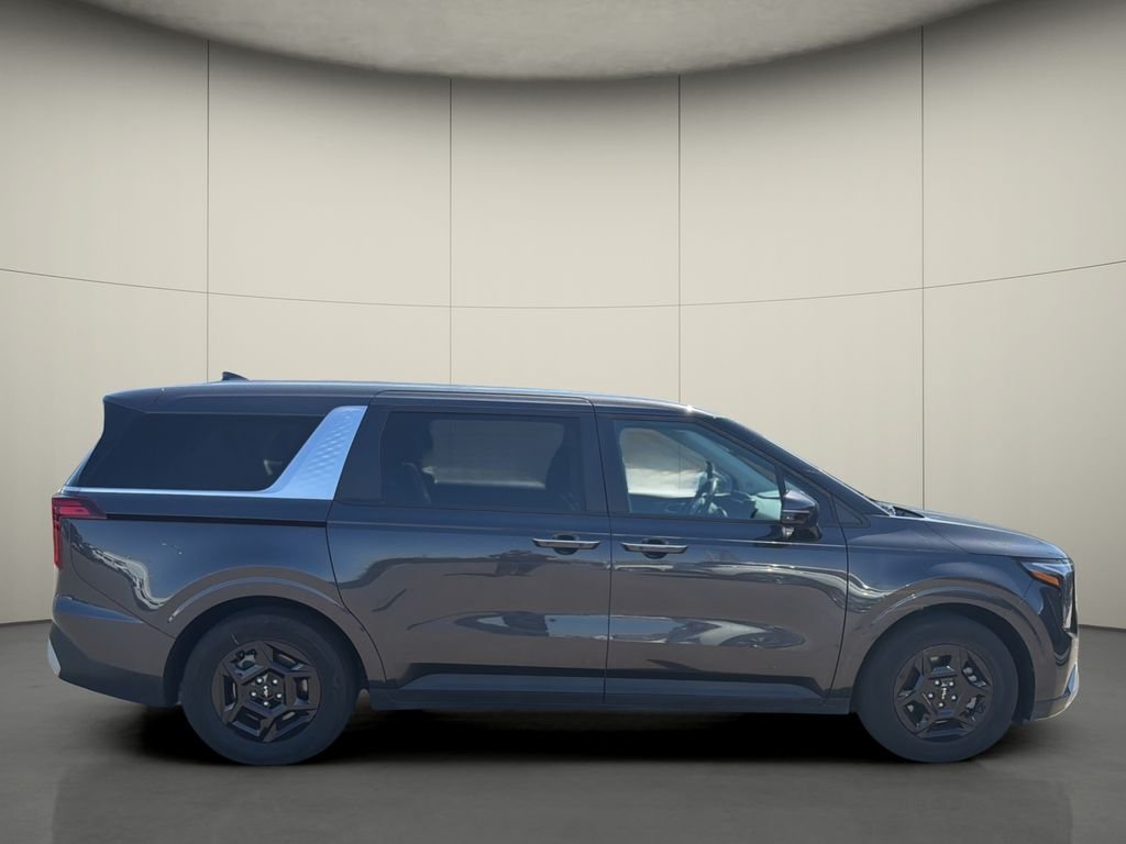 Used 2025 Gray Kia LXS image 8