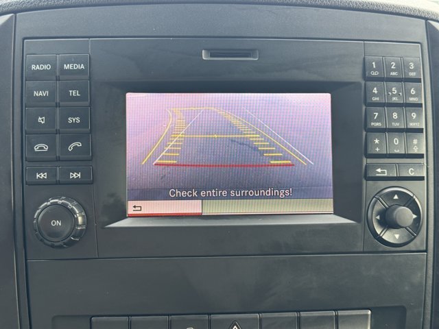 Used 2018 White Mercedes-Benz Worker image 13