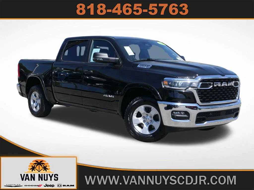 2025 RAM 1500 Big Horn/Lone Star 4x4 Crew Cab 5'7's photo