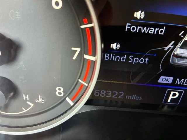 Used 2024 White Nissan 2.5 SV image 14