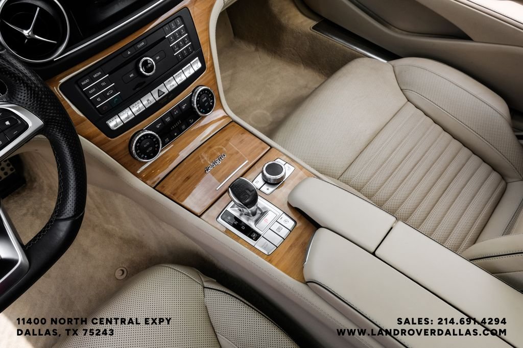 Used 2018 White Mercedes-Benz SL 550 image 25