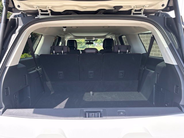 New 2026 Star White Metallic Tri-Coat Ford Platinum image 45