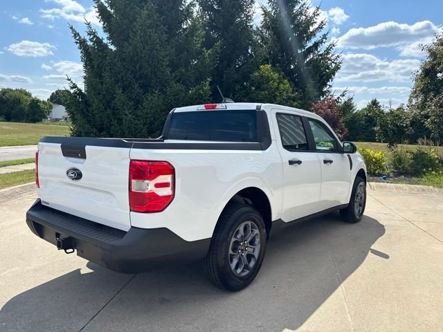 New 2026 Oxford White Ford XLT image 6