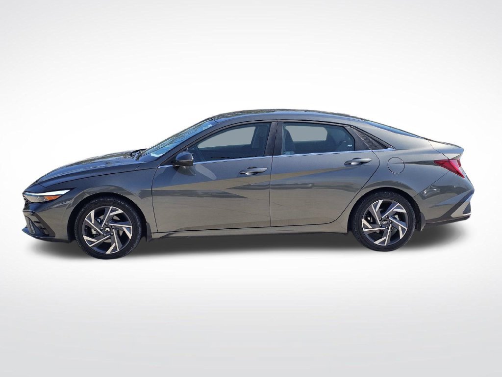 Used 2025 Gray Hyundai Limited image 8