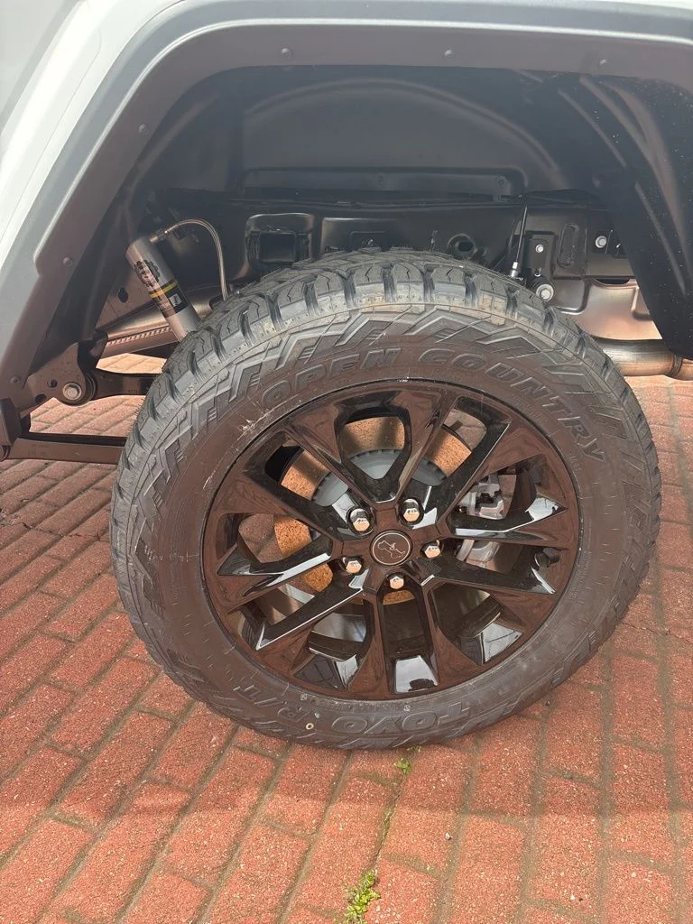 2025 Jeep Gladiator Nighthawk - Photo 26