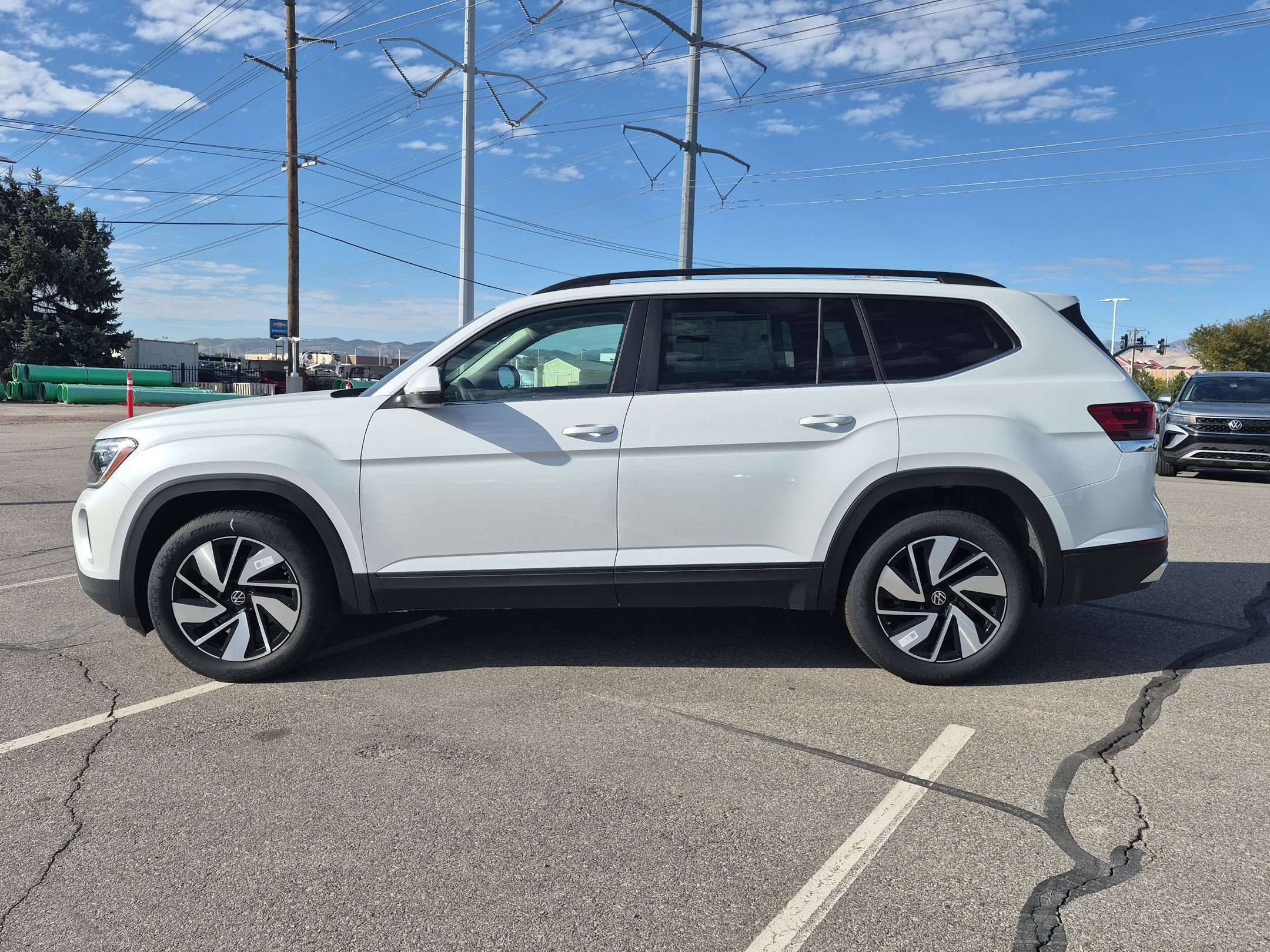 New 2026 Opal White Pearl Volkswagen 2.0T SE w/Technology image 7