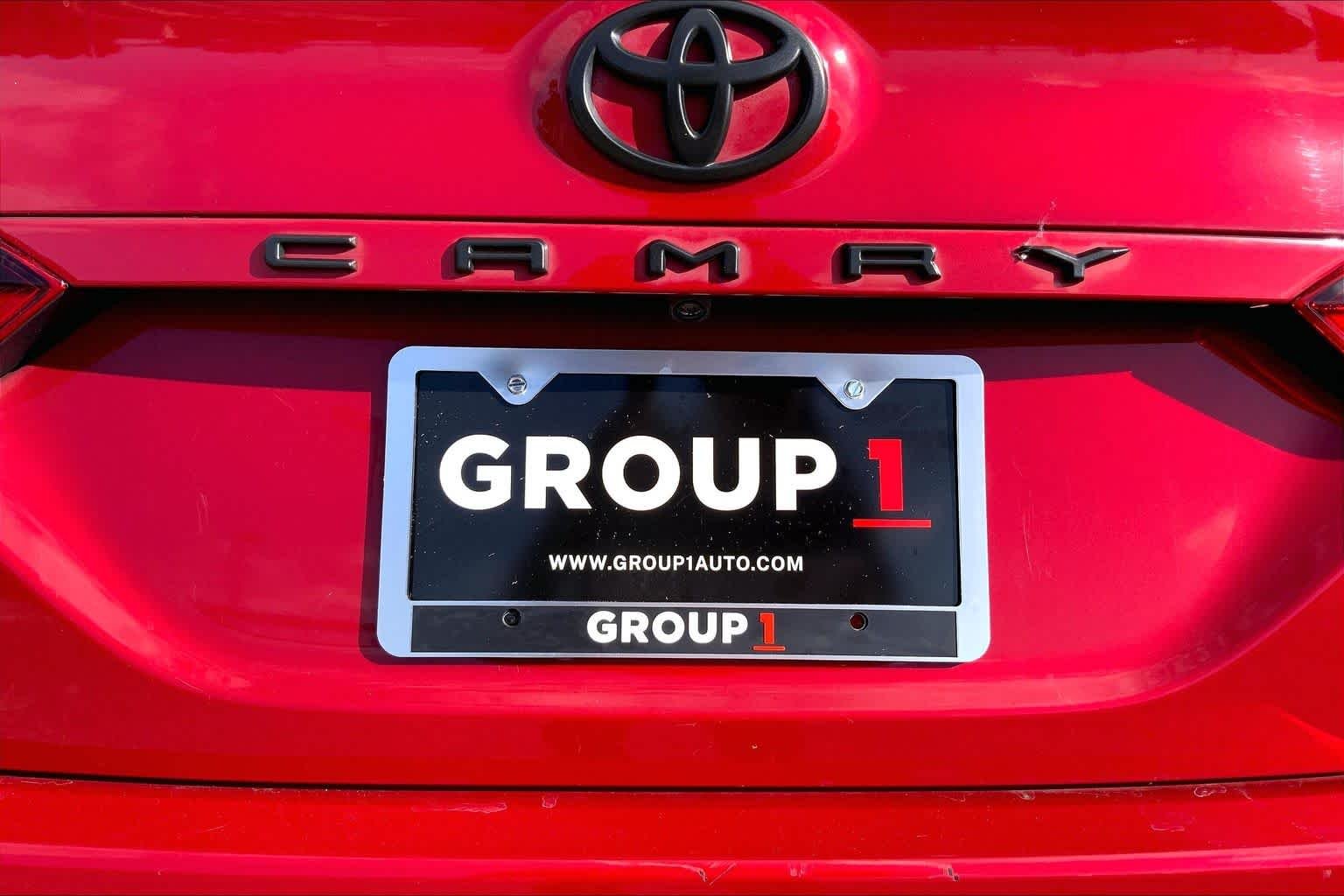 Used 2023 Supersonic Red Toyota SE image 10