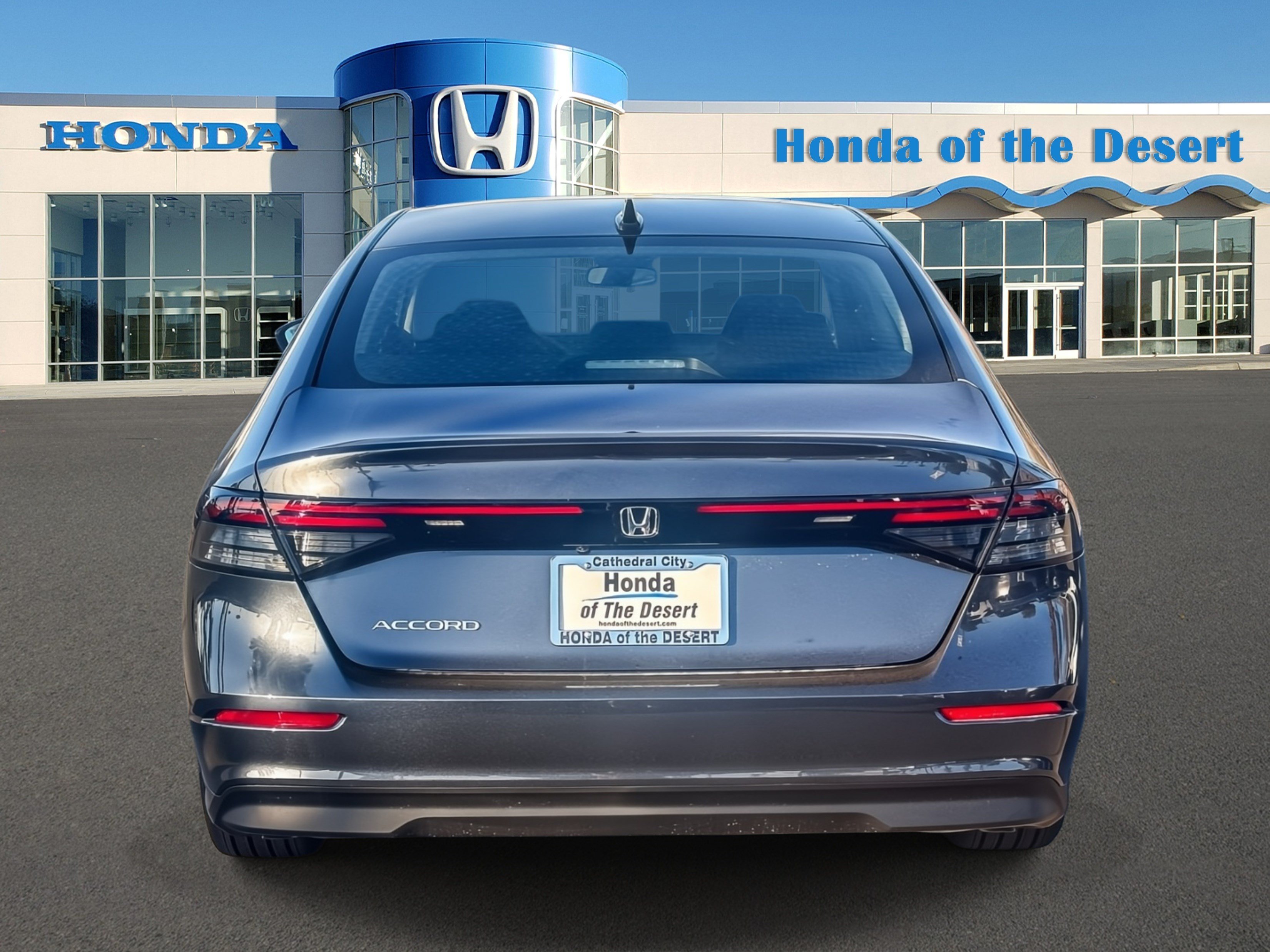 New 2026 Meteorite Gray Metallic Honda SE image 5