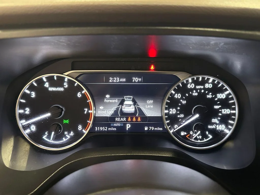 Used 2022 Silver Nissan SV image 30