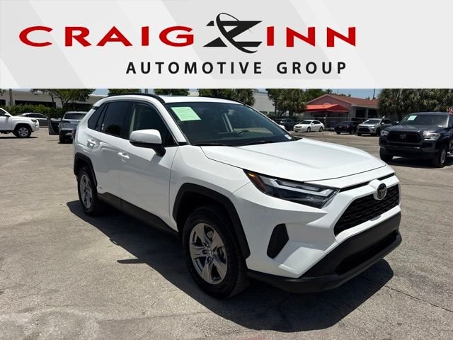 2025 Toyota RAV4 Hybrid XLE