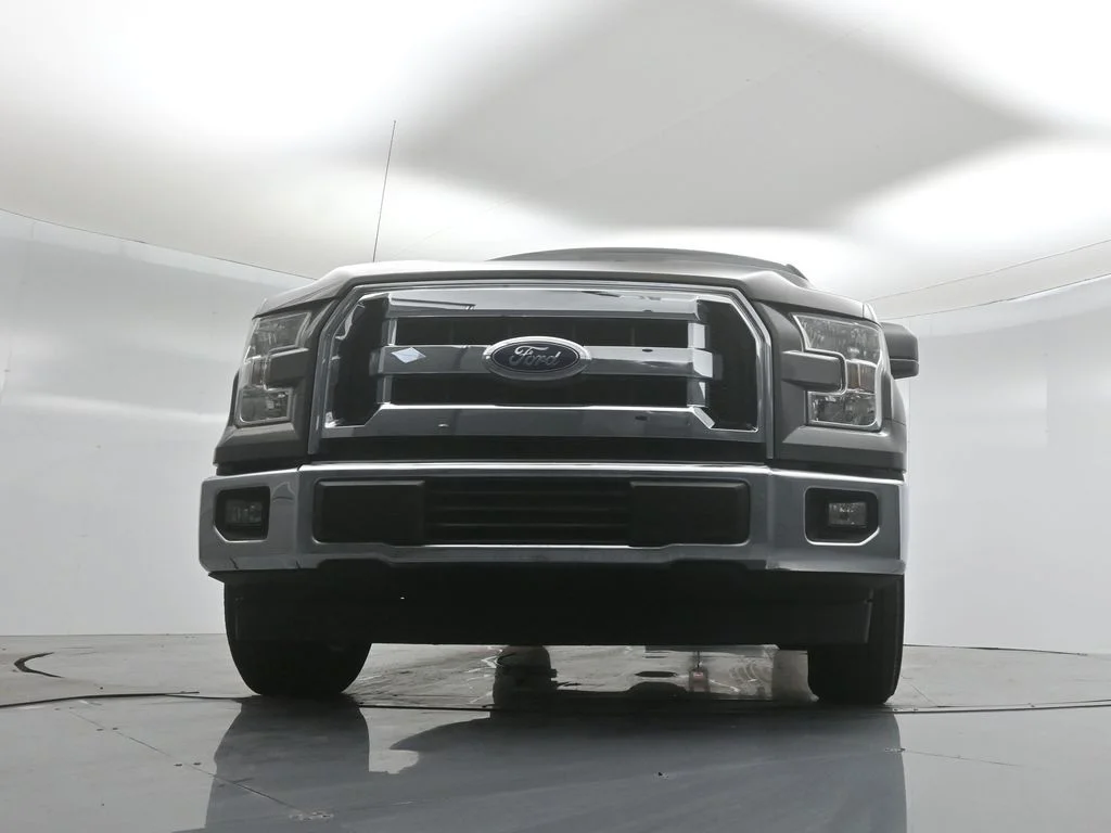 Used 2017 Gray Ford XLT image 38