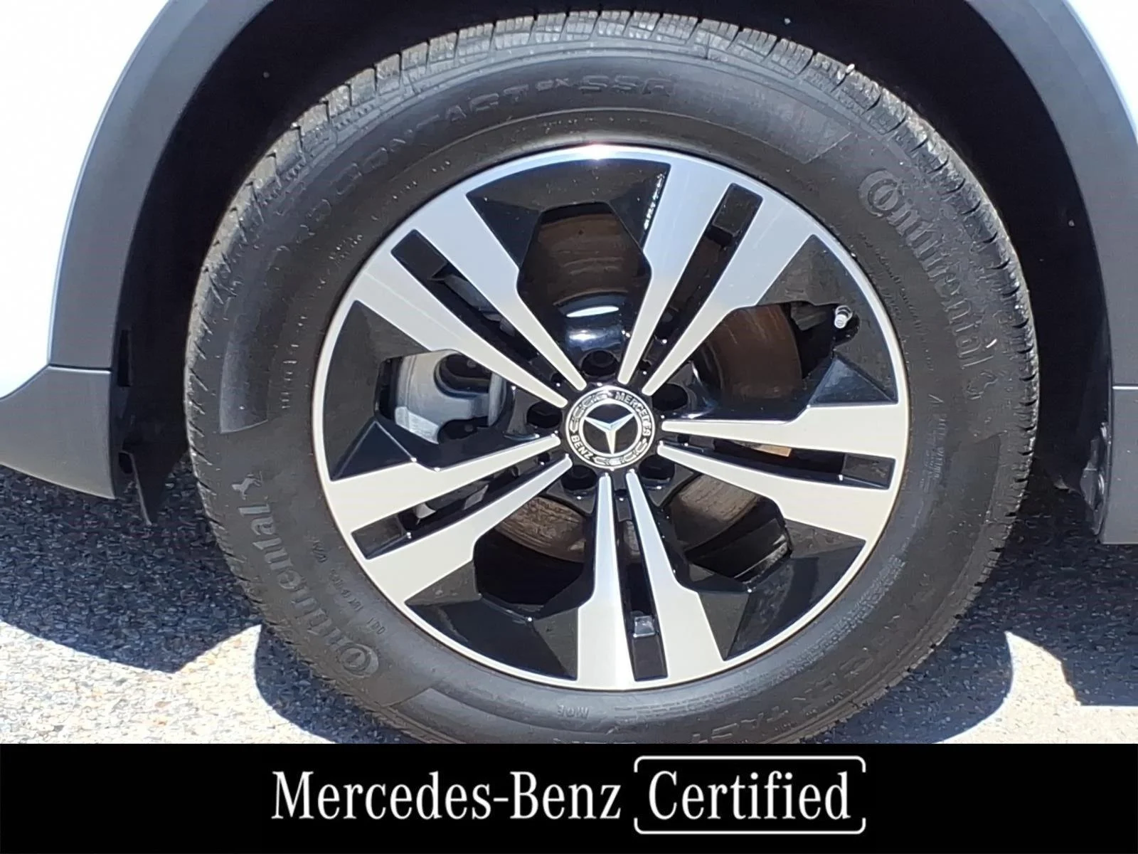 Certified Used 2026 Polar White Mercedes-Benz GLA 250 image 4