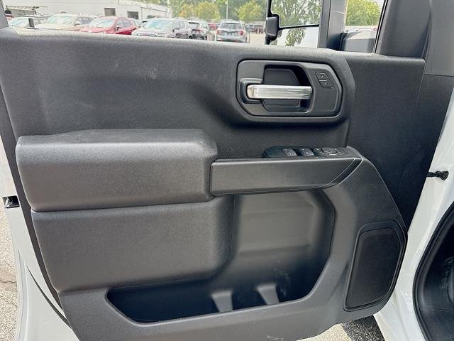 2025 GMC Sierra 3500 Chassis Cab Pro - Photo 52