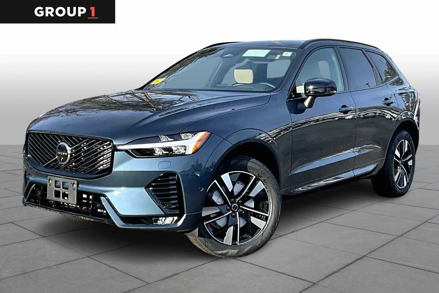 2026 Volvo XC60 Plus