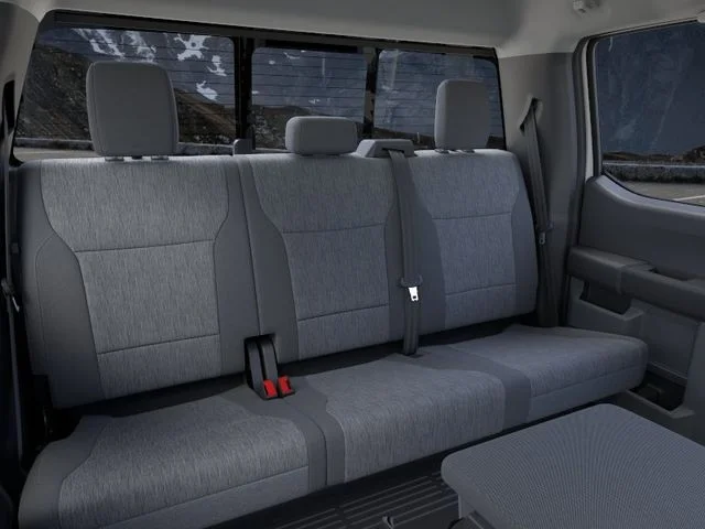 2025 Ford F-350 Super Duty Chassis Cab XL - Photo 11