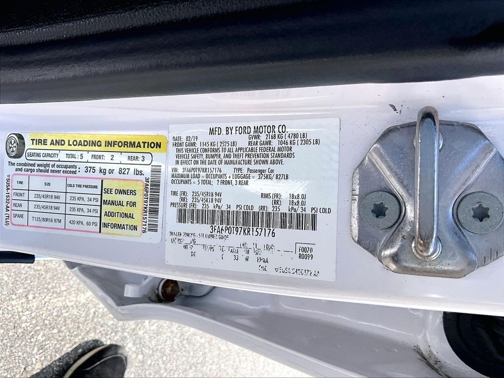 Used 2019 White Ford SE image 36