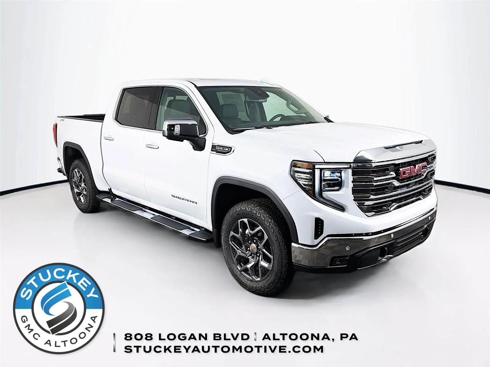 2026 GMC Sierra 4WD Crew Cab Short Box SLT's photo