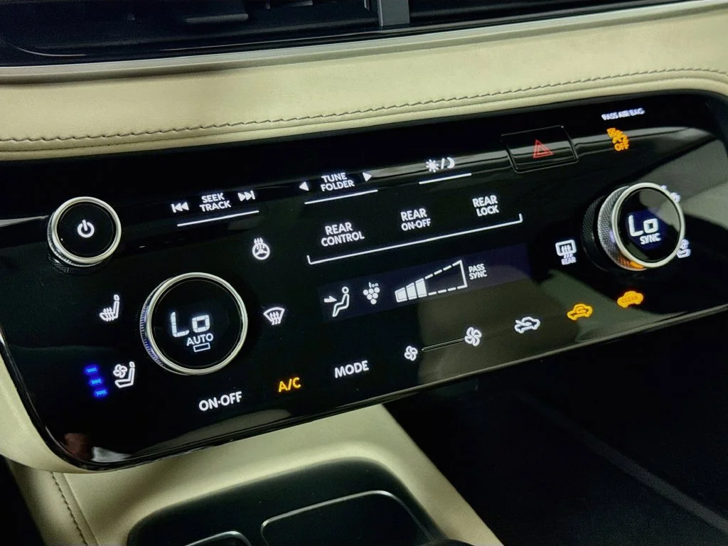 Certified Used 2024 Silver INFINITI Sensory image 21
