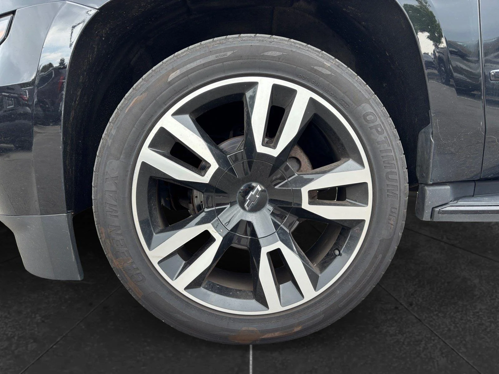 Used 2020 Black Chevrolet Premier image 9