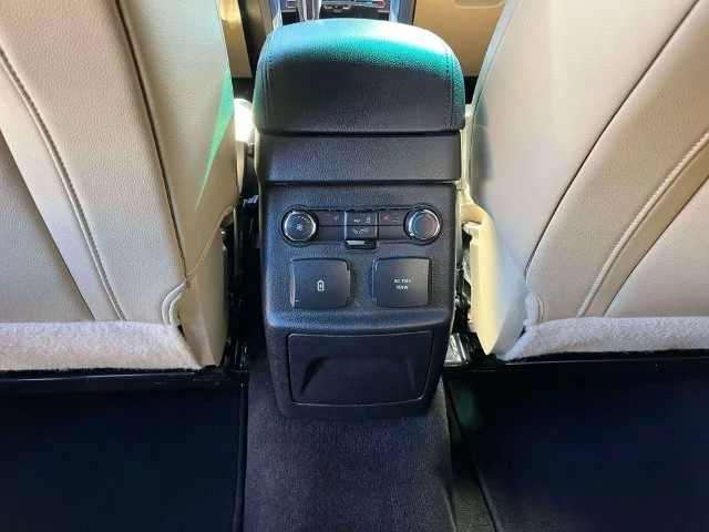 Used 2016 White Ford Limited image 16