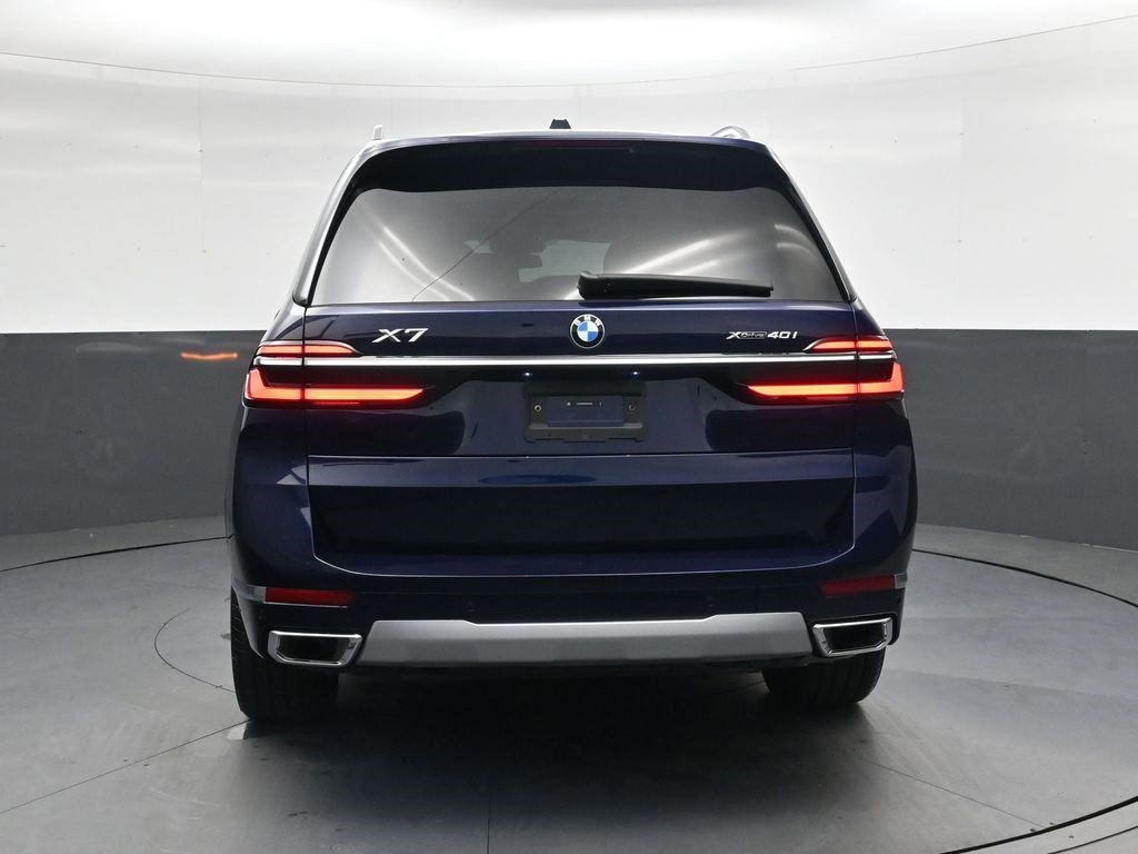 Used 2026 Tanzanite Blue II Metallic BMW xDrive40i image 5