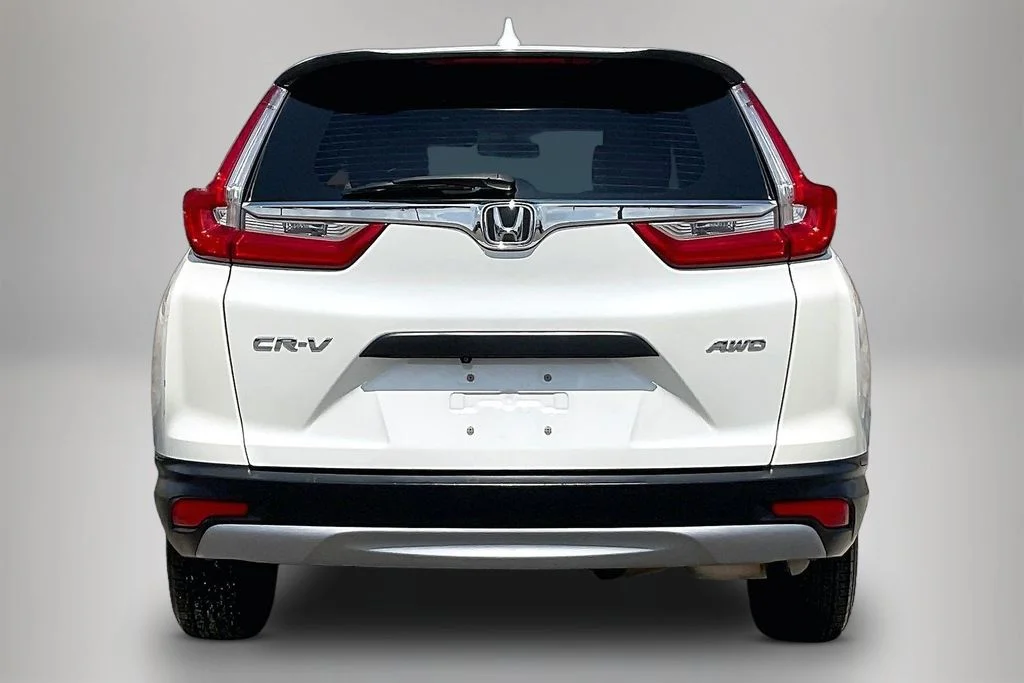 Used 2018  Honda LX image 6