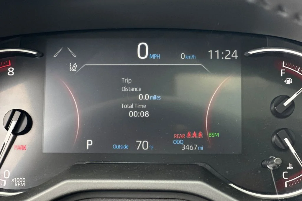 Used 2025 Black Toyota XLE Premium image 30