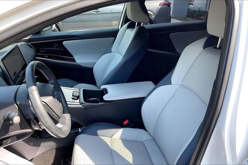 Certified Used 2023 White Subaru Limited image 28