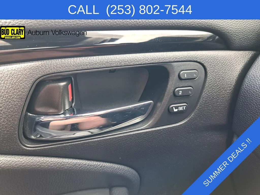 Used 2019 Black Honda Touring image 13