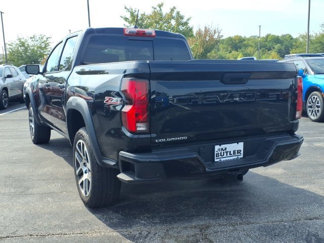 Used 2024 Black Chevrolet Z71 image 3