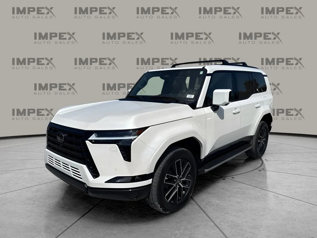 Used 2025 White Lexus 550 Premium+ image 1