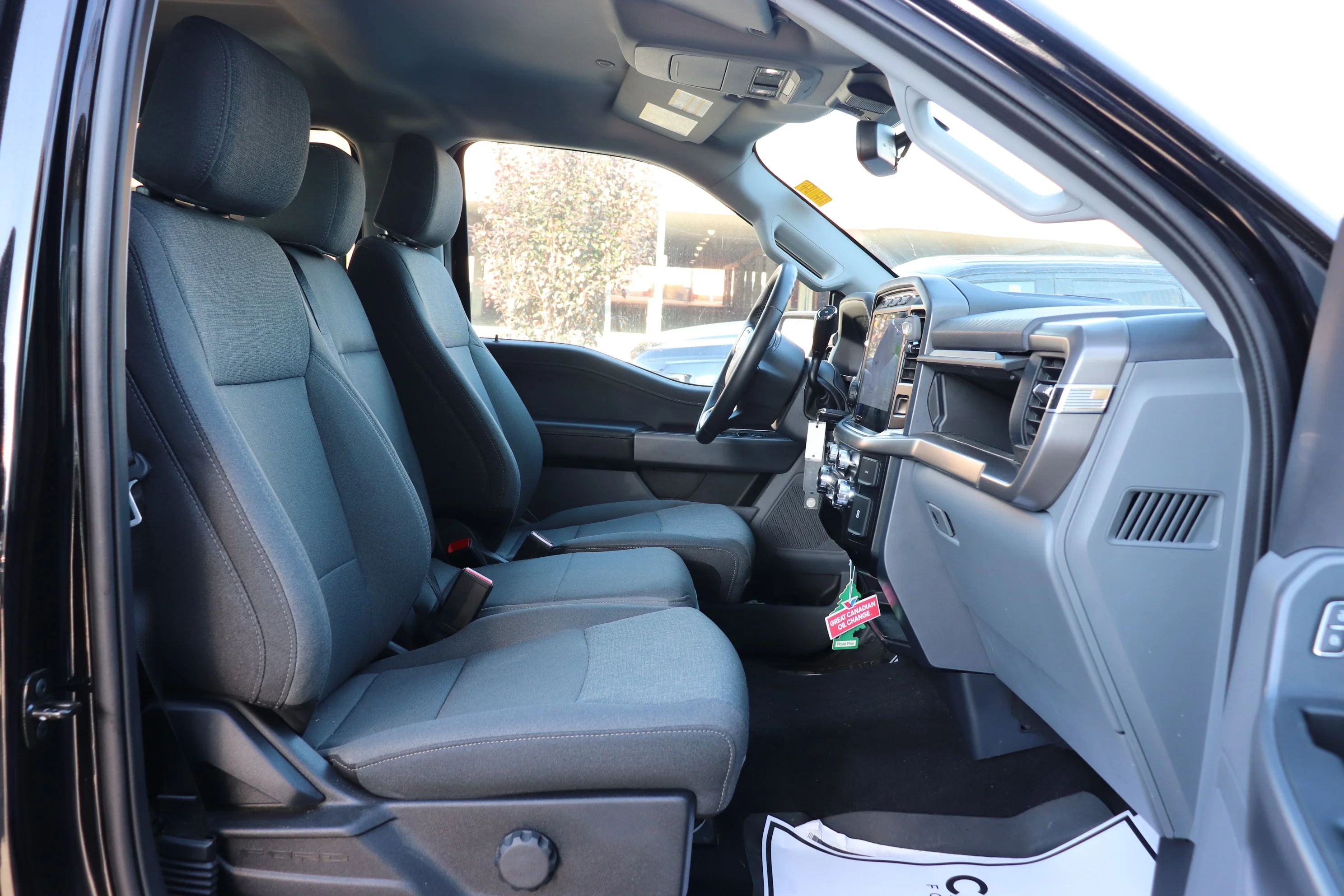 Used 2024  Ford XLT 4WD SuperCrew 5.5