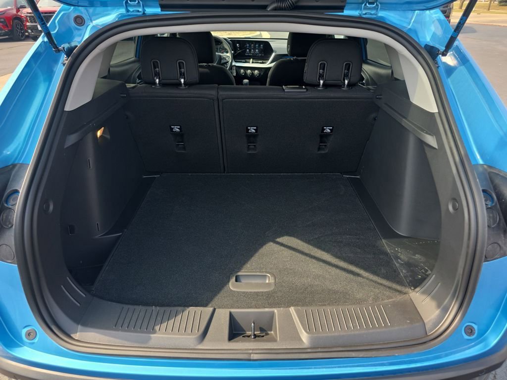 2026 Chevrolet Trax LS - Photo 24