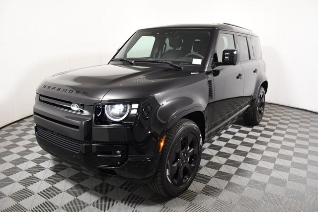 2026 Land Rover Defender 110 X-Dynamic SE