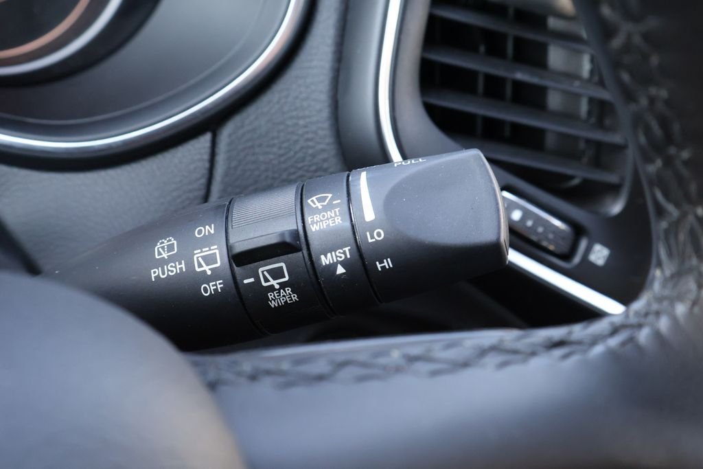 2021 Jeep Cherokee Latitude Lux - Photo 20