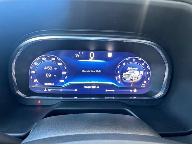 Used 2022 Summit White Chevrolet Z71 image 11