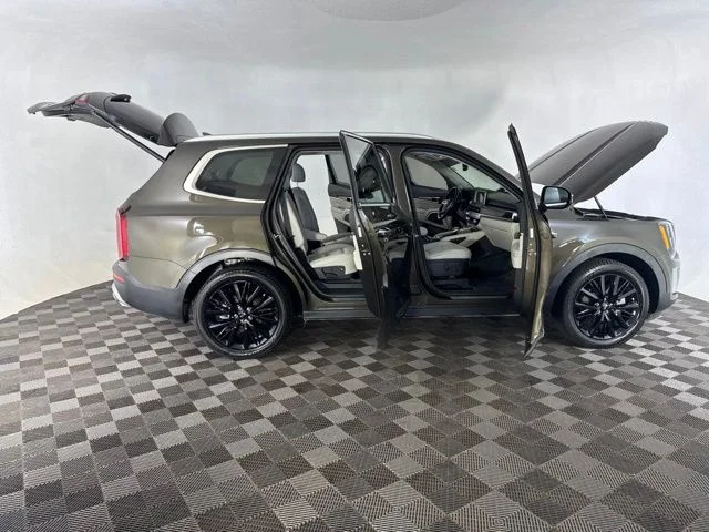 Used 2020 Green Kia SX image 15